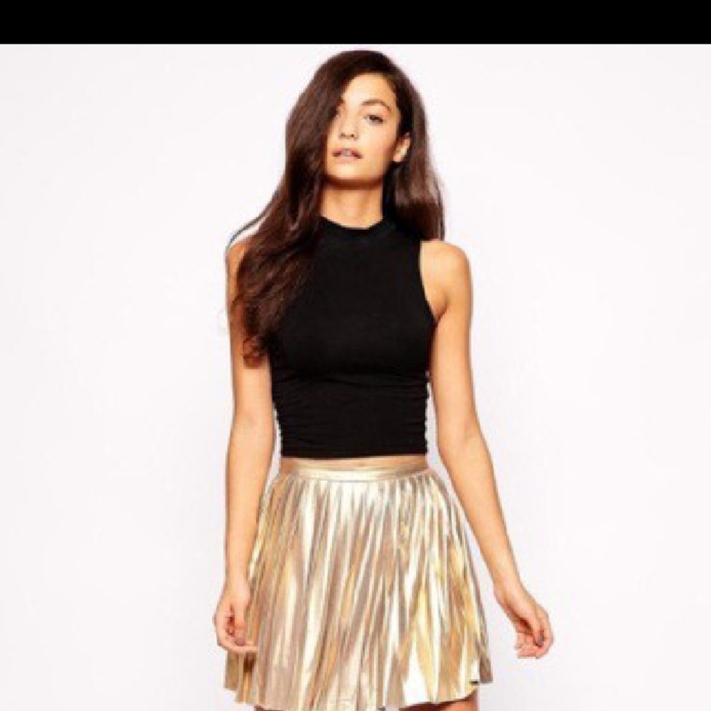 Metallic Gold Pleated Skirt